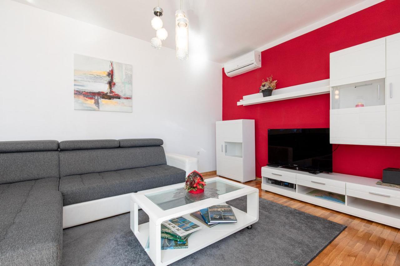 Apartment Lavanda With Beautiful Garden Krk Town Εξωτερικό φωτογραφία