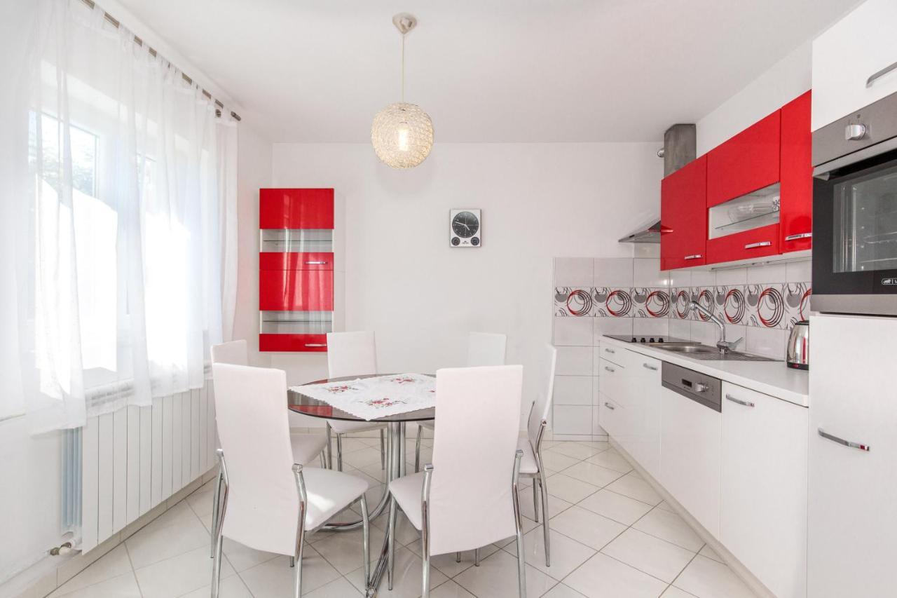 Apartment Lavanda With Beautiful Garden Krk Town Εξωτερικό φωτογραφία