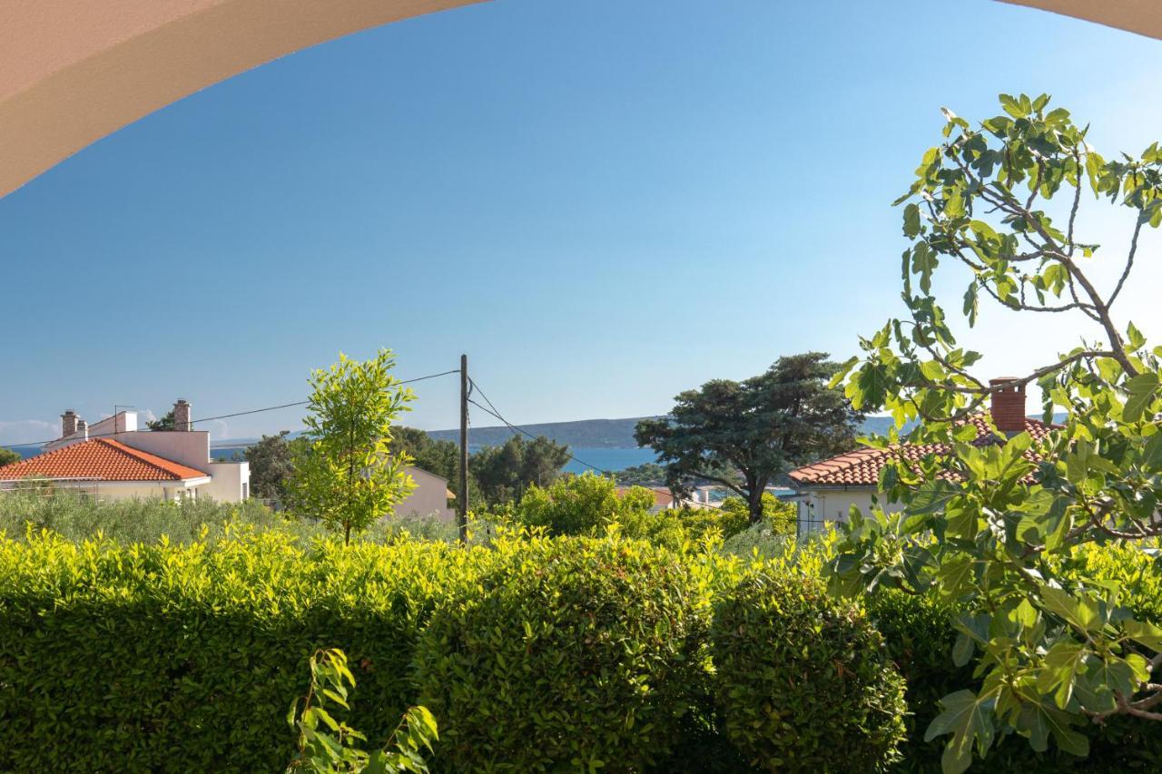 Apartment Lavanda With Beautiful Garden Krk Town Εξωτερικό φωτογραφία