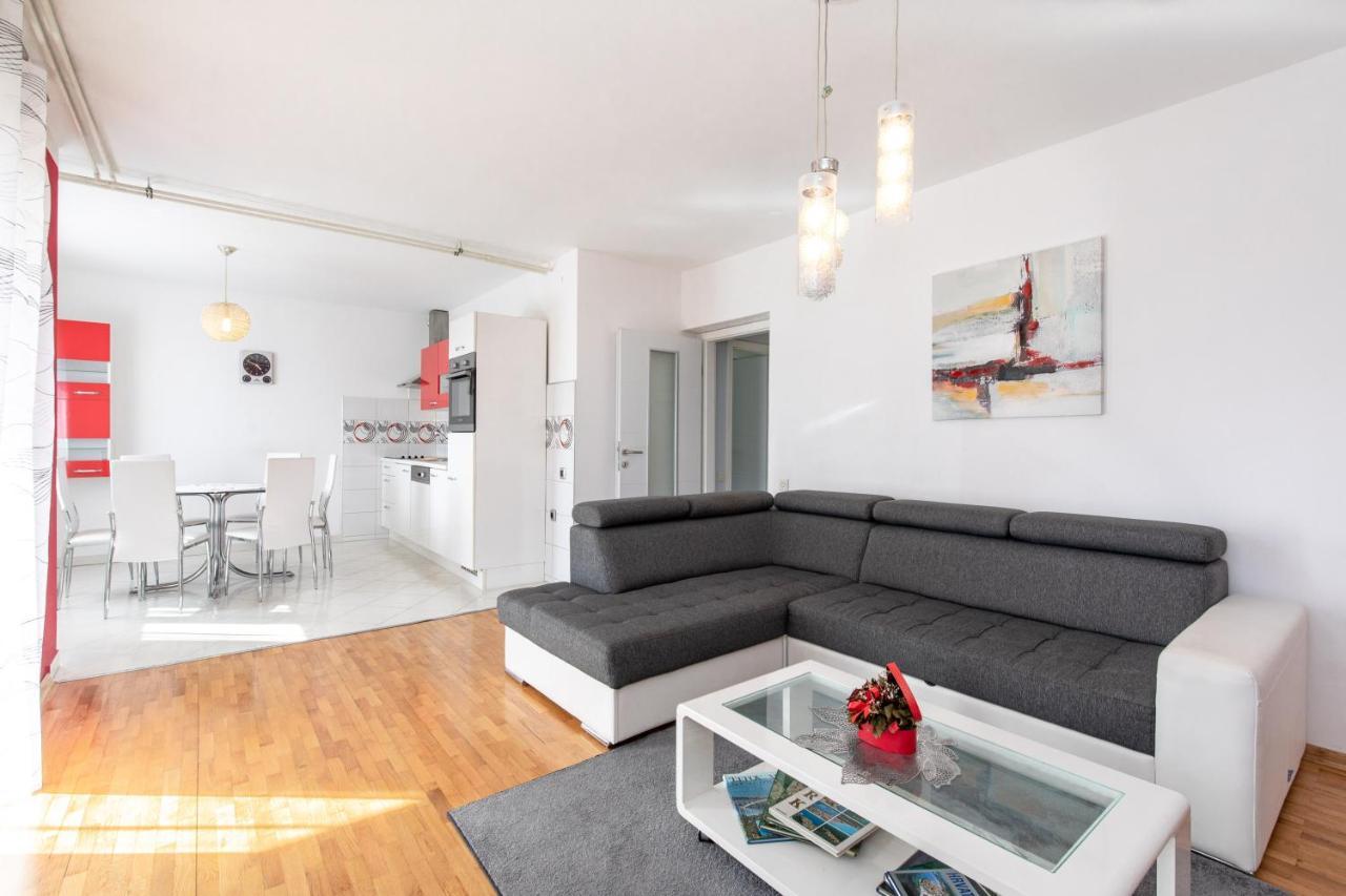Apartment Lavanda With Beautiful Garden Krk Town Εξωτερικό φωτογραφία